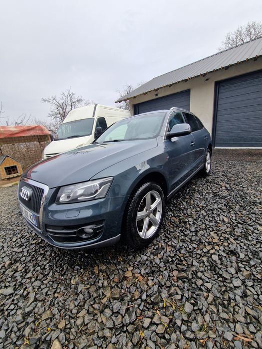 Vând audi Q5/3x S-line/Quattro/2.0 tdi