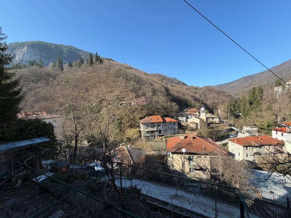 Продава се Къща в с. Нареченски бани, Област Пловдив - 250 кв.м за 135 €/кв.м - Снимка #9