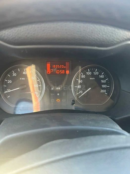 Продам Nissan Terrano 2015 г