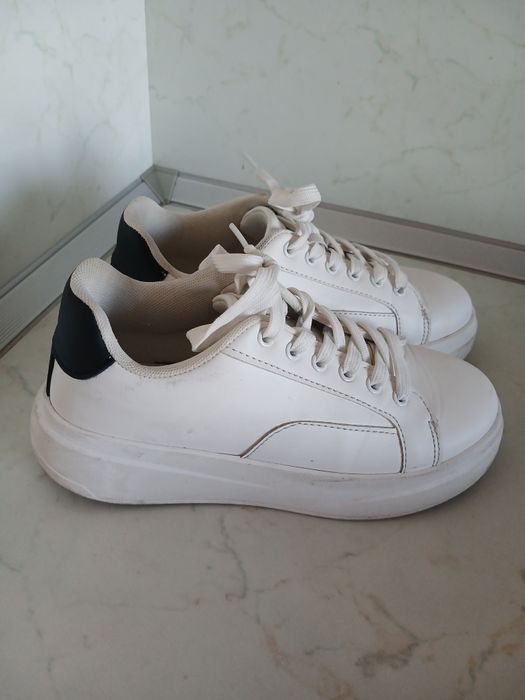 Дамски маратонки