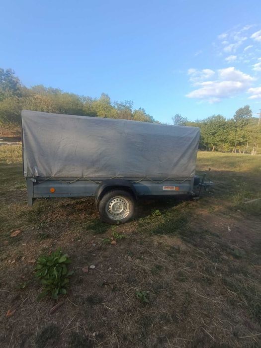 vand remorca detalii la telefon