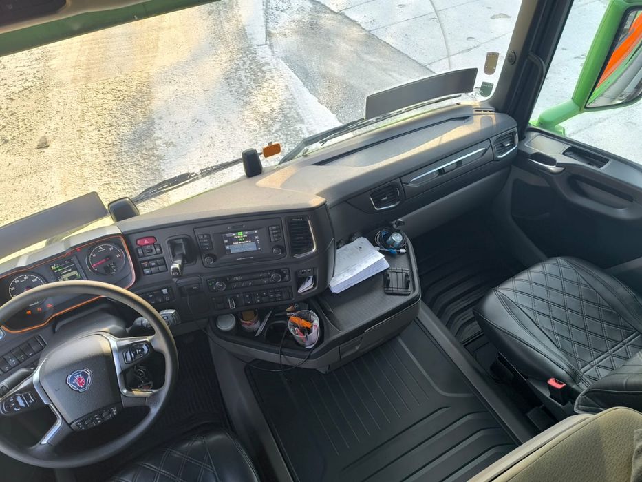 Cap tractor Scania R450