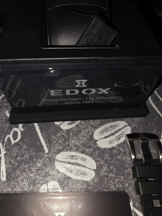 Часовник EDOX Neptunian