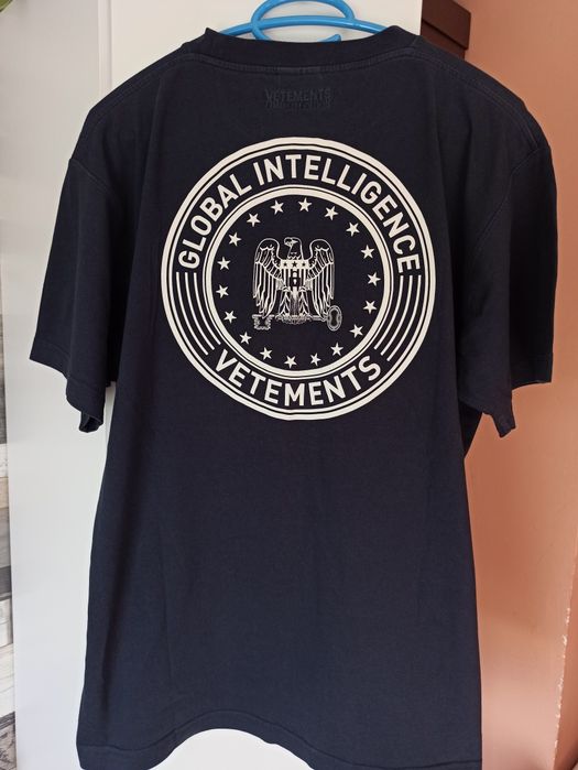 Оригинална тениска Vetements