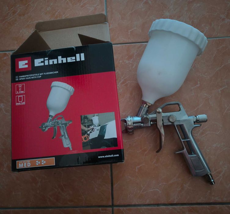 Pistol de vopsit + furtun de racord la compresor 10 m