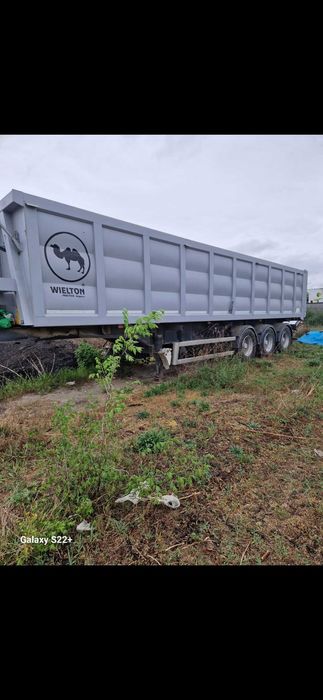 Iveco stralis 2007. Semiremorci basulabile și prelate