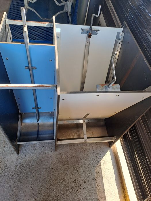 Hrănitoare Adepatoare Porci și Purcei Boxa Fatare Grătare din Fontă