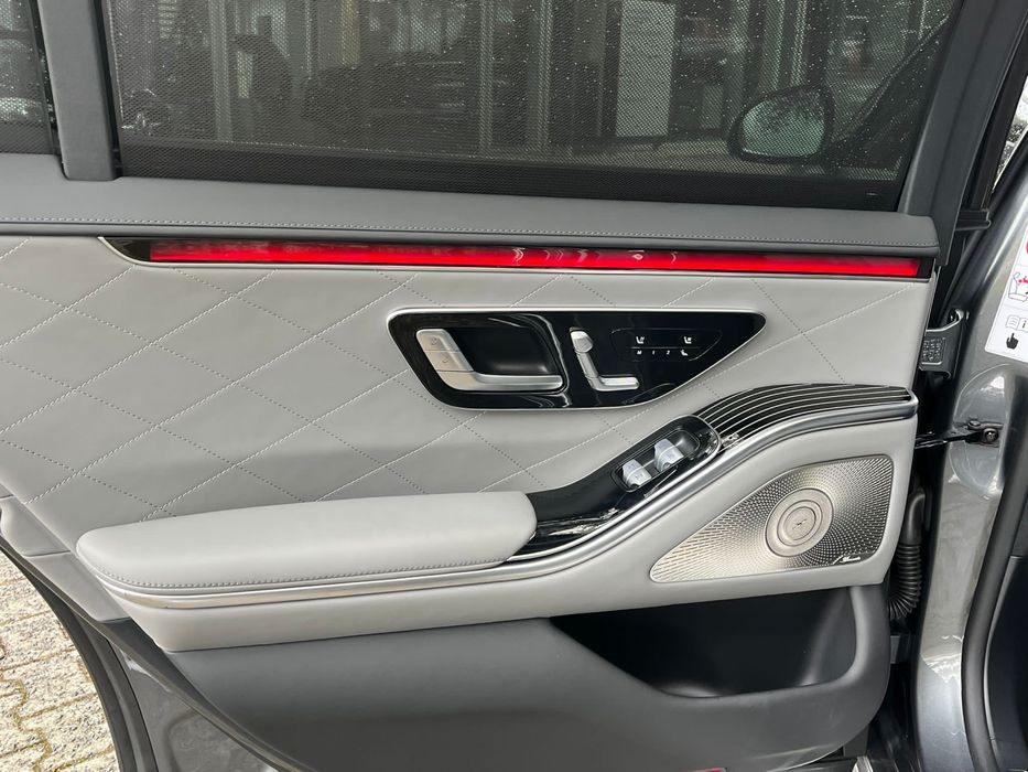 Продавам Mercedes-Benz S 400 AMG 4matic
