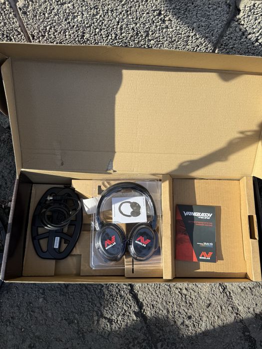 Металлоискатель продам