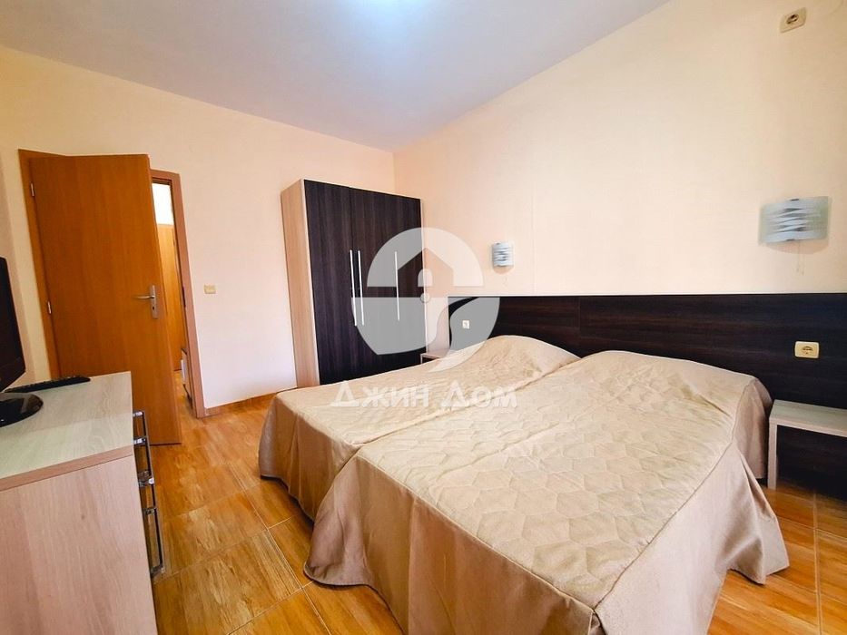 Продава се Двустаен апартамент в Свети Влас - 72 кв.м за 1181 €/кв.м - Снимка #3