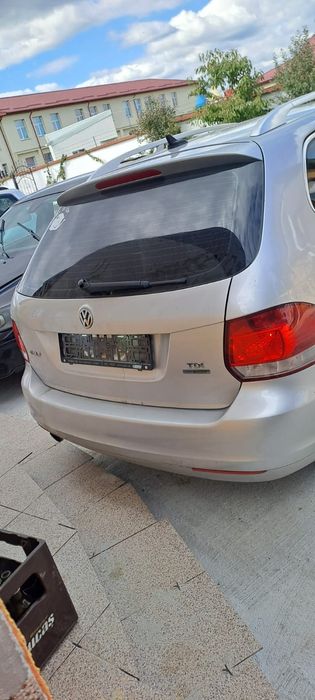 Dezmembrez vw golf 6 2.0 1.6