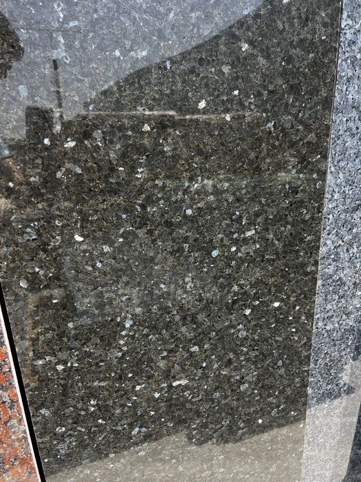 Гранит Ангола лабрадорит капуста емералд пеарл Ашблэк танбраун тандарк