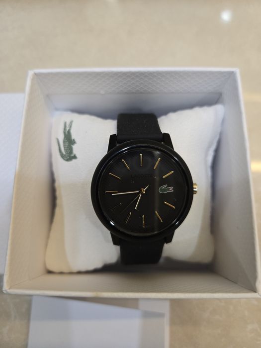 Lacoste! Ново! Оригинален дамски часовник!