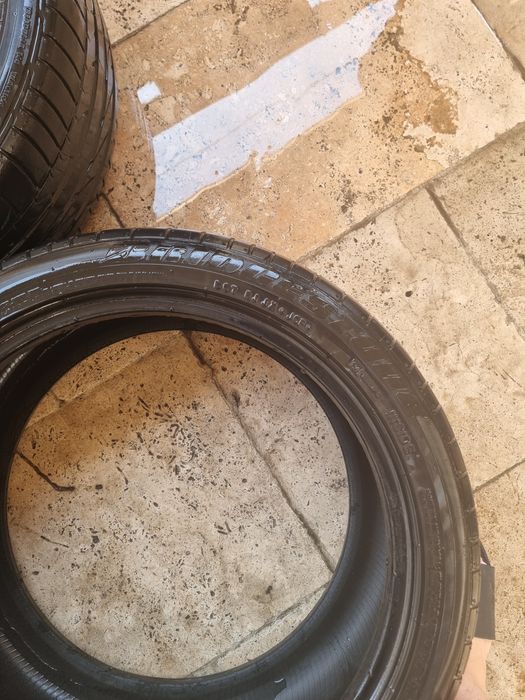 Set anvelope vara 245 40 18 Bridgestone RFT