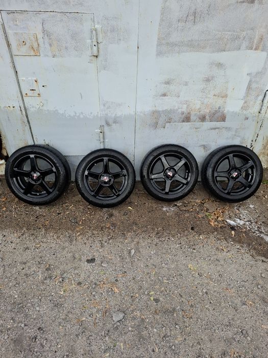 Продам колеса на авто