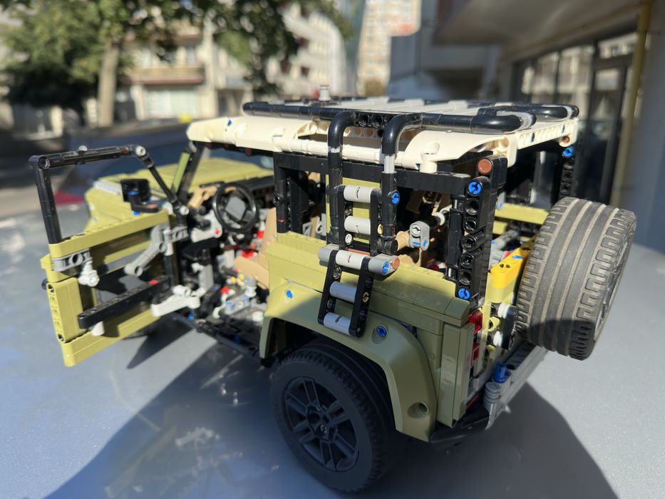 Lego technic landrover