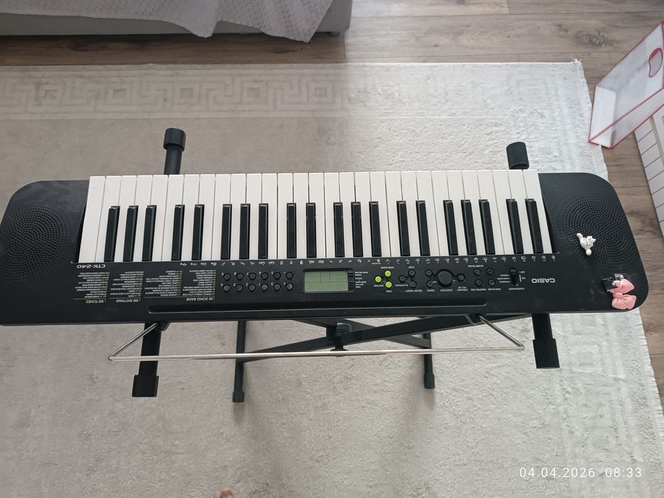 Продам синтезатор CASIO CTK-240