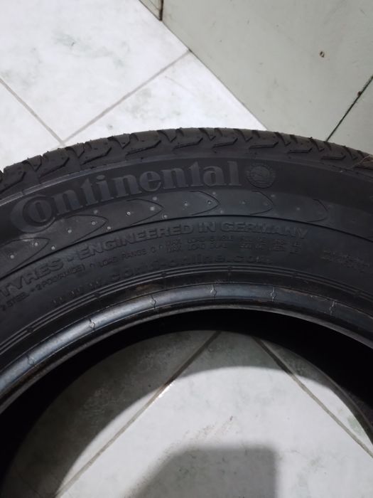 Гума 215/65/15 С чисто нова