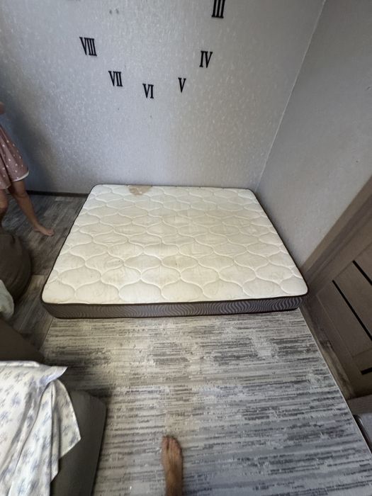 Отдам матрас даром