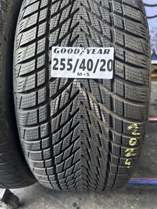 255/40/20 goodyar