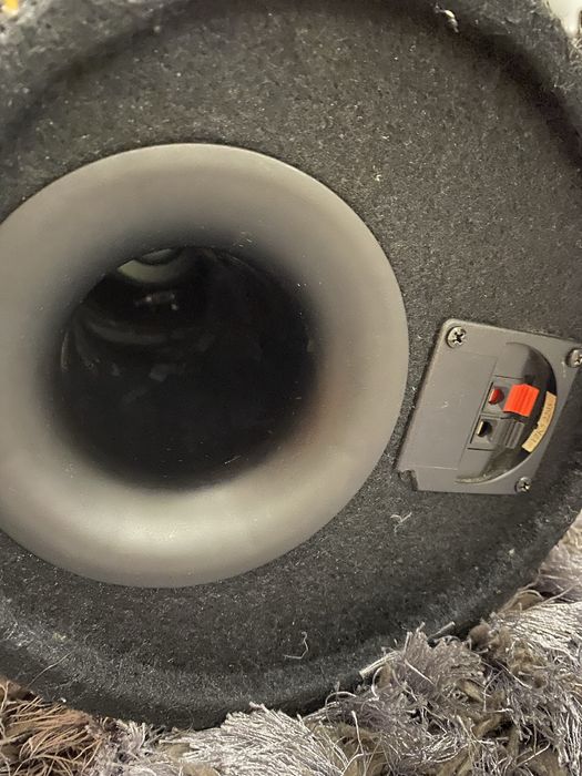 Vand subwoofer 200w RMS