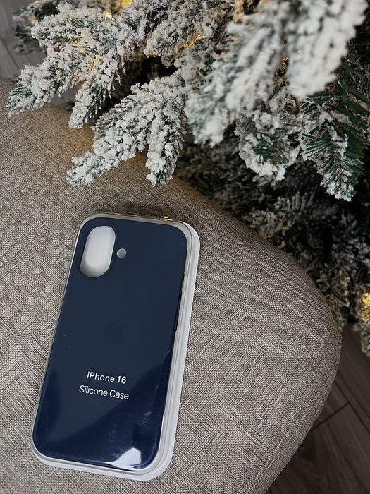 Huse premium din silicon pentru iPhone 16