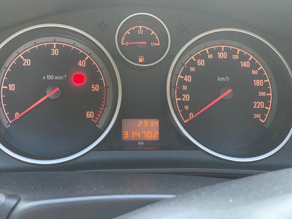 Pentru dezmembrare Opel Astra h 1.7 110cp(functionala)