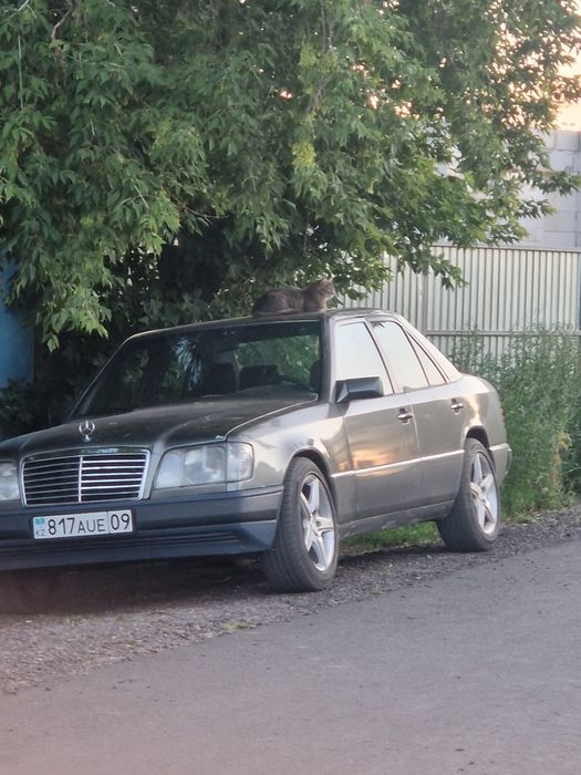 Продам Мерседес w124