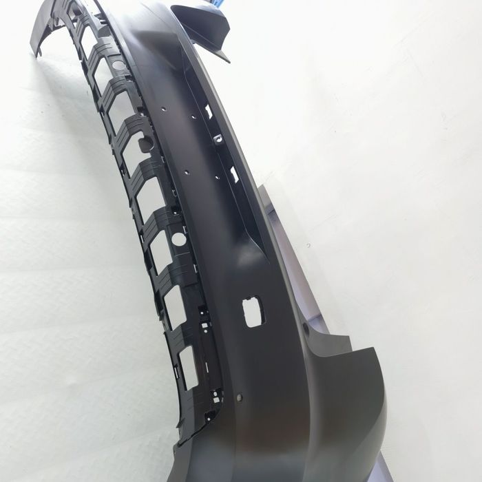 Задний бампер Li L6 L7 L8 L9