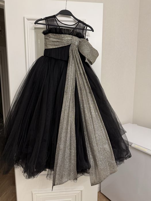 Платье вечернее на девочку 8-10 лет