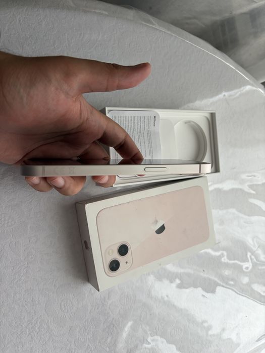 Продам б/у iphone 13 на 128 гигабайт