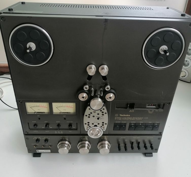 Magnetofon Technics 1506, patru piste