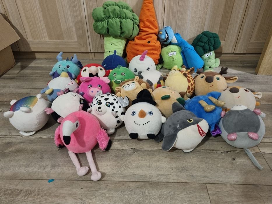 Jucarii de pluş foarte moi din colectia Animapuf de la Carrefour.