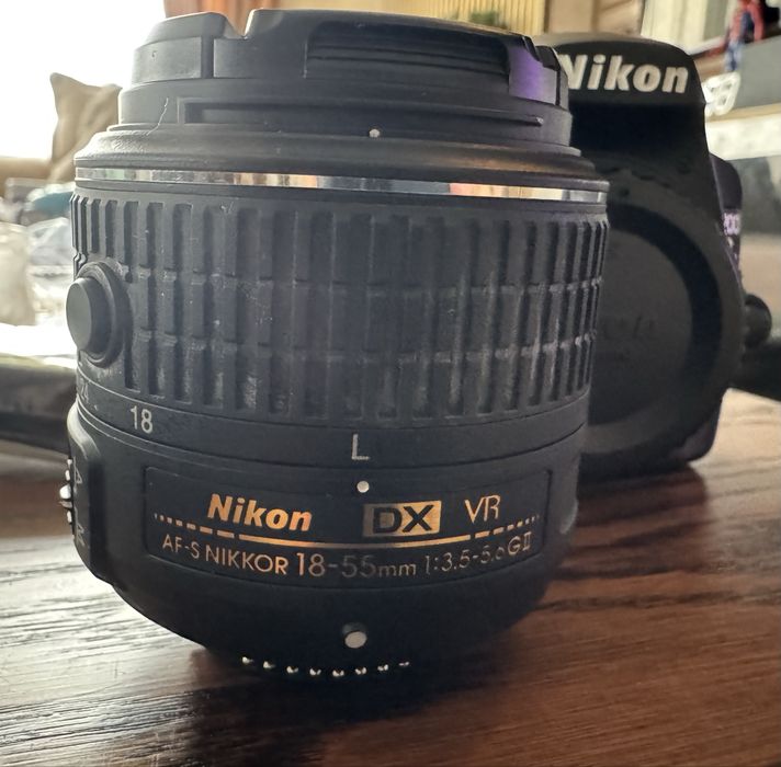 Nikon D3200 - само разопакован