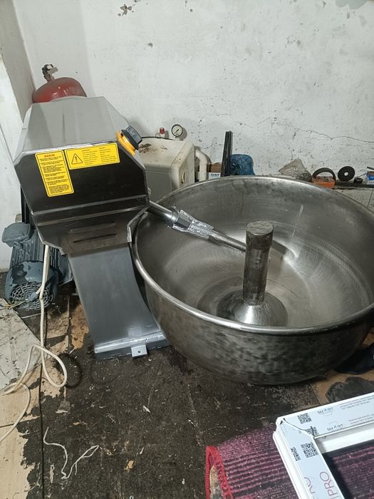 Тесто мешалка 50/100кг идеальная для теста лаваша