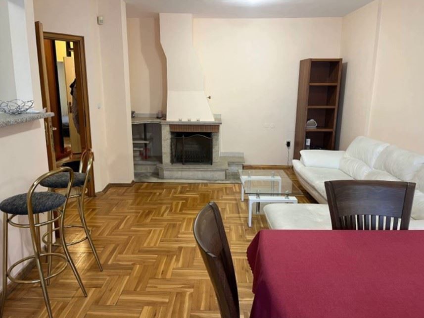 Дава се под наем Тристаен апартамент в София, Лозенец - 90 кв.м за 996.03 € - Снимка #2