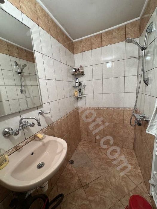 Продава се Тристаен апартамент в Велико Търново, Център - 115 кв.м за 740 €/кв.м - Снимка #9