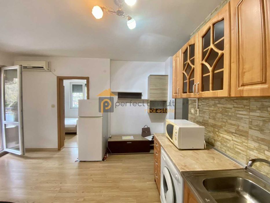 Дава се под наем Двустаен апартамент в Пловдив, Център - 65 кв.м за 383.52 € - Снимка #3