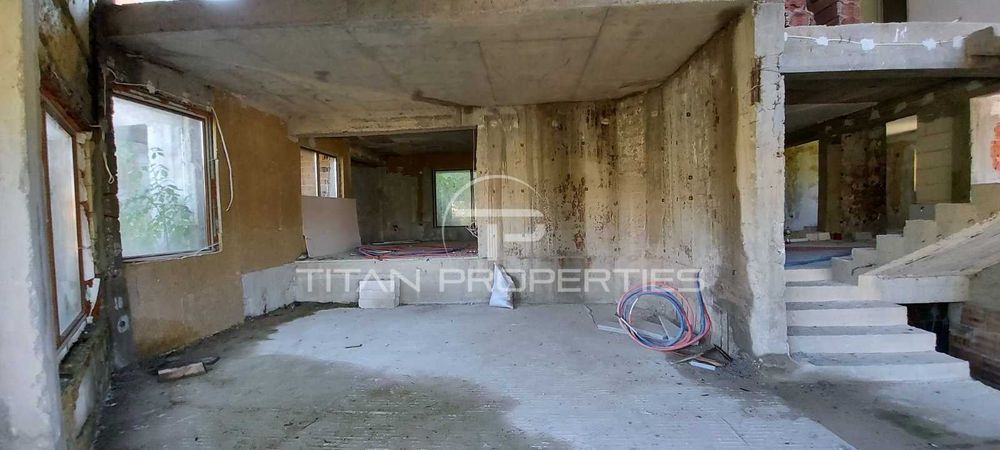 Продава се Къща в с. Гълъбово, Област Пловдив - 315 кв.м за 261 €/кв.м - Снимка #1