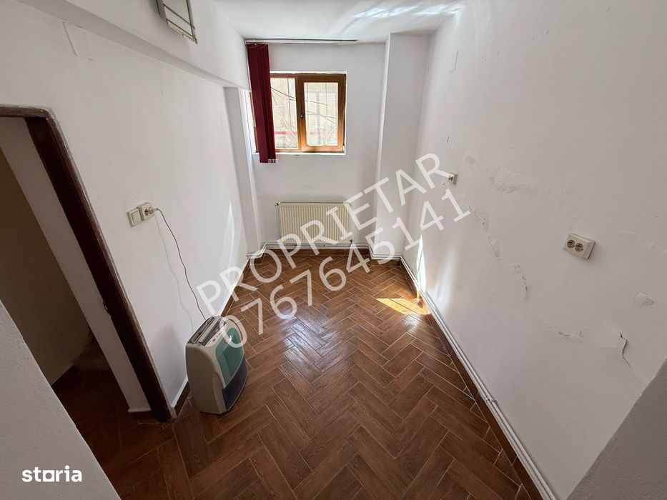TIMPURI NOI Metrou Apartament 3 camere în vilă 62,5 mp + 23mp curte