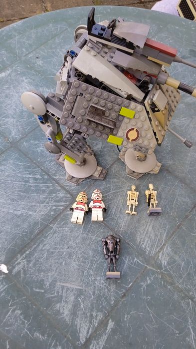 Оригинален Star Wars AT-AP Walker 7671 пълен