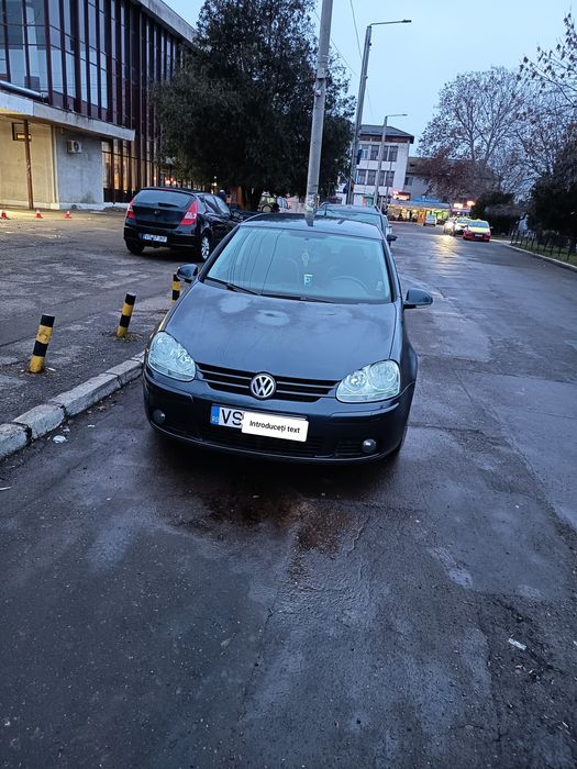 Vând golf 5 anul 2006