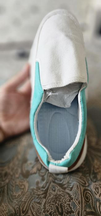 Продам кеды новые