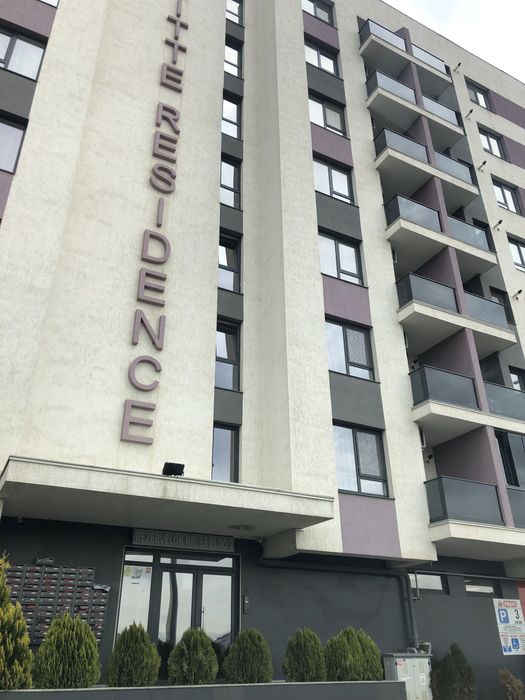 Ofer spre inchiriere ap 2 camere