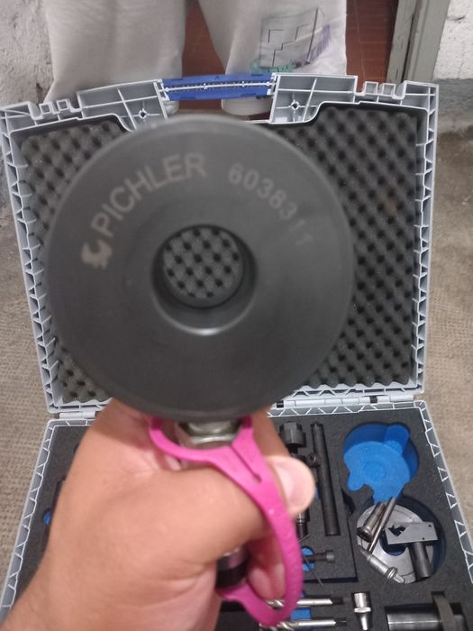 Trusa extractor injectoare