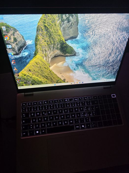 Vând Dell Pro 16 Plus Procesor Ultra 7 nou