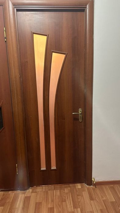 Продам двери межкомнатные
