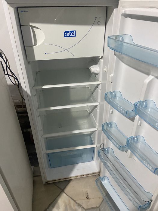 Холодильник продаёться