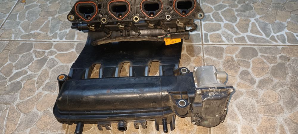 Clapeta acceleratie, injectoare,  galerie admisie logan 0.9, 1.2 benz.