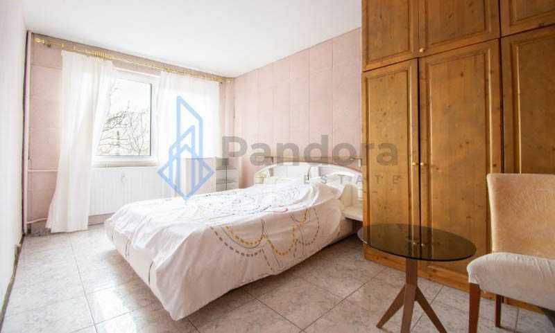 Дава се под наем Двустаен апартамент в София, Лозенец - 75 кв.м за 450 € - Снимка #4